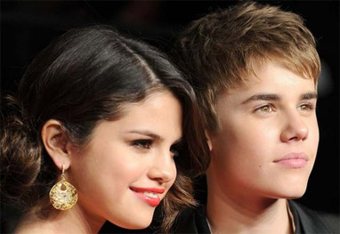 Justin Bieber E Selena Gomez Reatam Novamante O Namoro Ofuxico