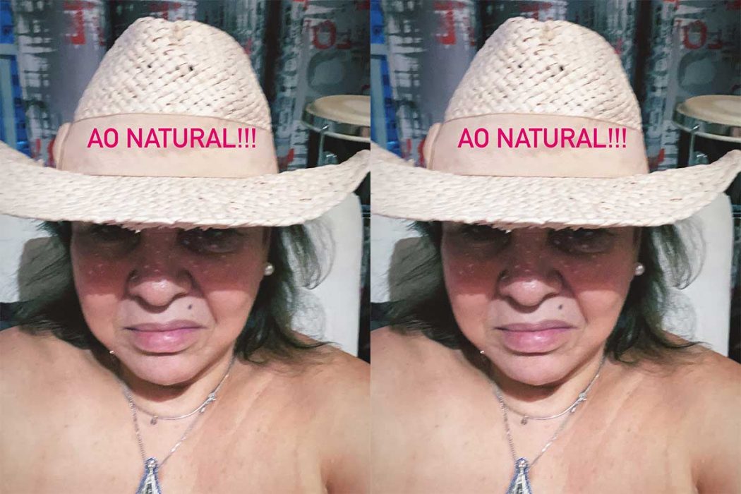 Roberta Miranda Aproveita Dia De Sol E Faz Topless