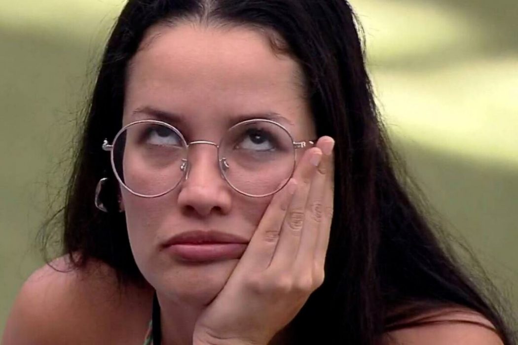 BBB23 Juliette reage ao ser citada por Paula e diverte fãs