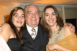 Herval  com as filhas Vanessa e Viviane