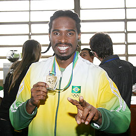 Diogo Silva, medalhista do Pan, nos bastidores do Criança Esperança