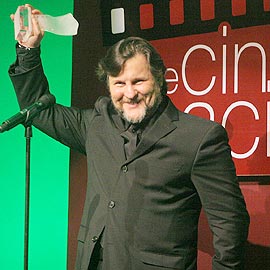 Antonio Caloni durante a premiação