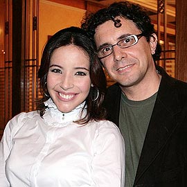 Renata Domingues e Edson Spinelo