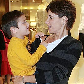 Helena Fernandes e o filho Lucas