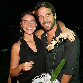 Carlos Bonow com a namorada Keila
