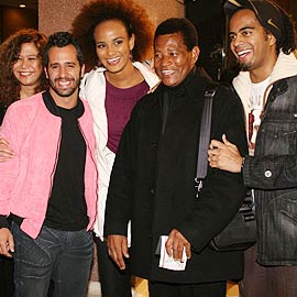 Clodine, Jair de Oliveira, Jair Rodrigues e Luciana Mello com o namorado
