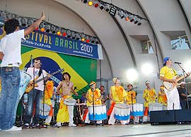 Asa de Águia com o grupo Barravento - Festival Brasil Matsuri - Tóquio