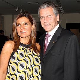 Thaysa Tilkian e Carlos Tilkian, presidente da Estrela