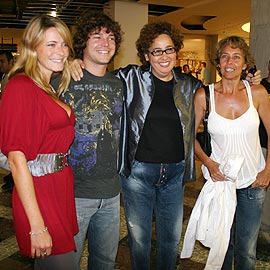 Larissa, Erik Marmo, Cláudia Gimenez e Stela Torreão