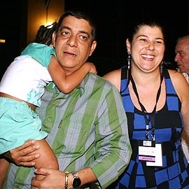 Zeca Pagodinho com a mulher Mônica e a filha Maria Clara