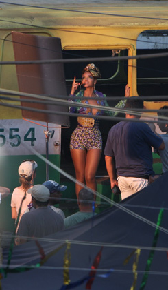Beyoncé filmou na Praça Mauá, no centro do Rio