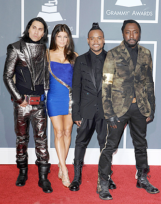 O grupo The Black Eyed Peas se apresentou no evento e animou o público da premiação