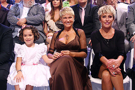 Maisinha, Xuxa e Ana Maria Braga na plateia do Programa Hebe