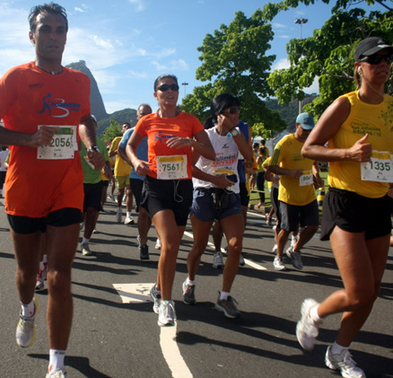 Juliana Paes participa da Corrida das Estações, no Rio