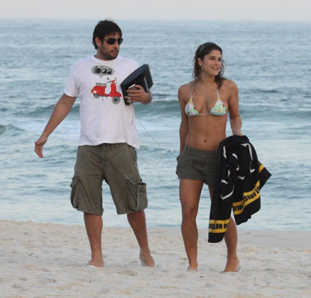 O trio saiu da praia no finalzinho da tarde, neste sábado (26)