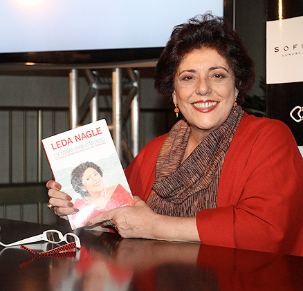 Leda Nagle lançou o livro De Minas para o Mundo