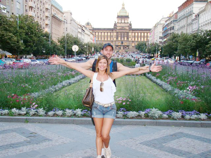 O casal circulou pelos principais pontos turísticos da Europa
