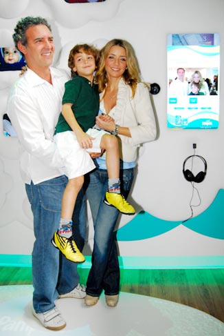 Floriano Peixoto e Christine Fernandes levaram o filho, Miguel, ao P&G 5D Experience, em São Paulo