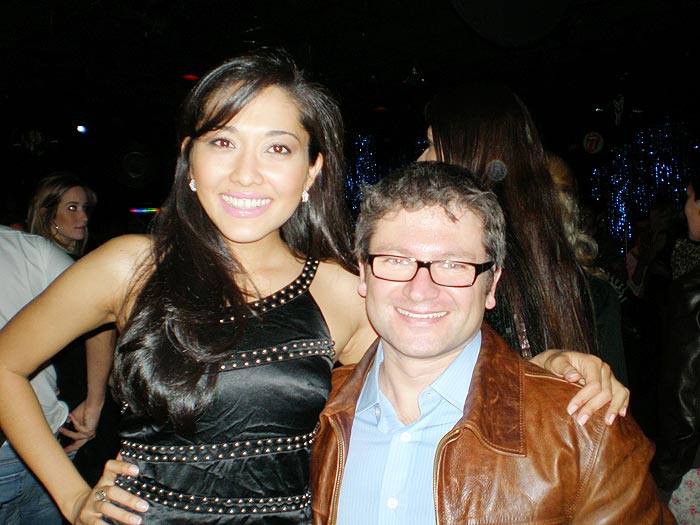  Jacqueline Sato e o roteirista da novela Corações Feridos, Carlos Marques