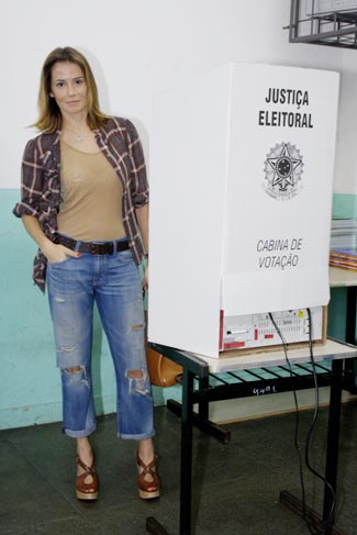 Deborah Secco