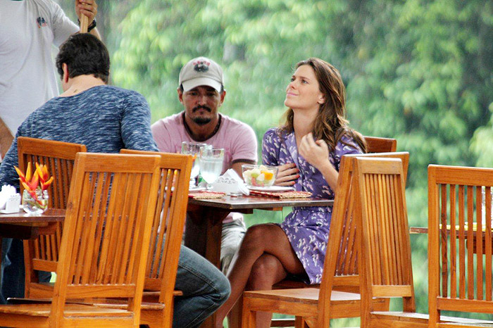 Carolina Dieckmann e Marcello Antony gravam cenas de Passione, da Globo, na manhã desta quarta-feira (24)