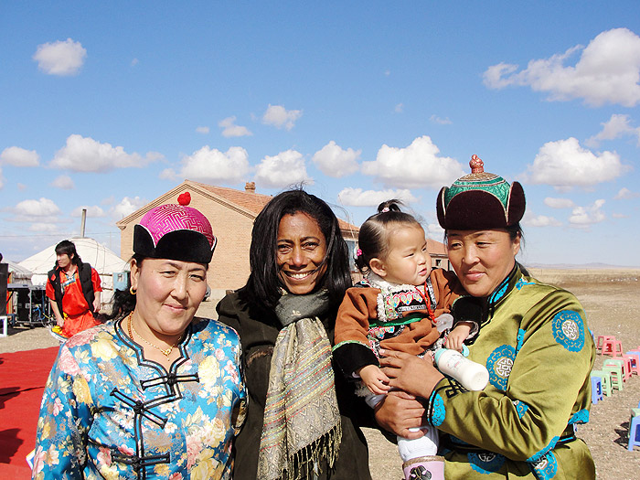 Glória Maria visita a China para o Globo Repórter