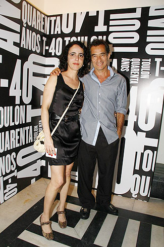 Silvia Buarque foi acompanhada do marido, Chico Diaz