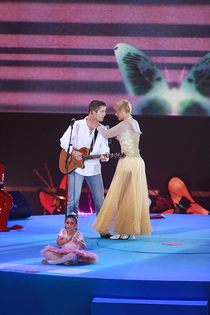 Xuxa e Victor  - Show de Natal no Maracanãnzinho, no Rio