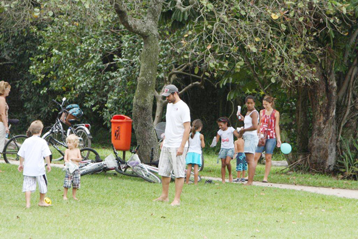 Thiago escolheu uma roupa bem confortável