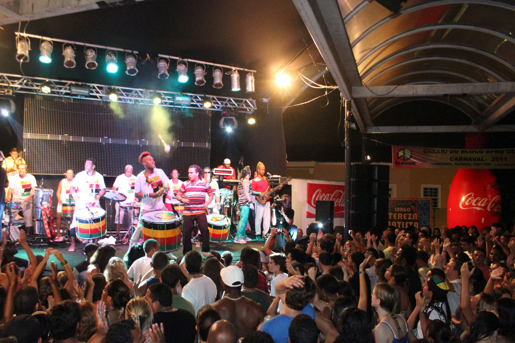 Público lotou mais uma semana o Pelourinho para assistir ao ensaio do Olodum