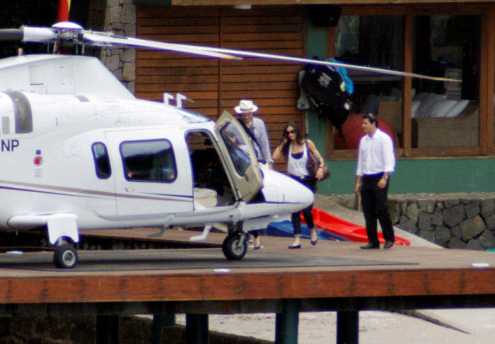 Demi Moore e Ashton Kutcher foram embora de helicóptero 