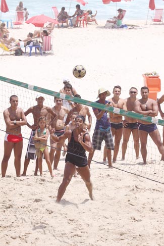 Ronaldinho Gaúcho já desfruta da boa vida carioca