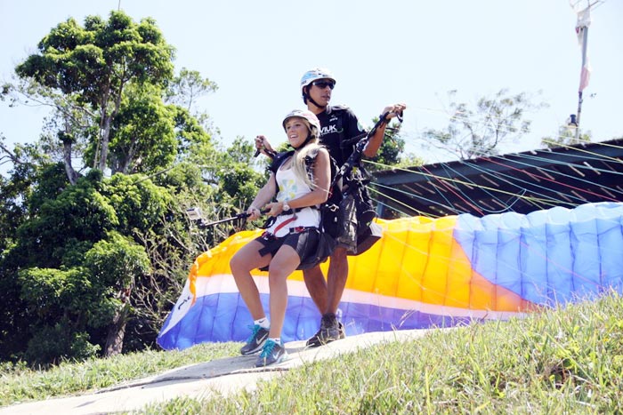 Bia começa a descida para o salto