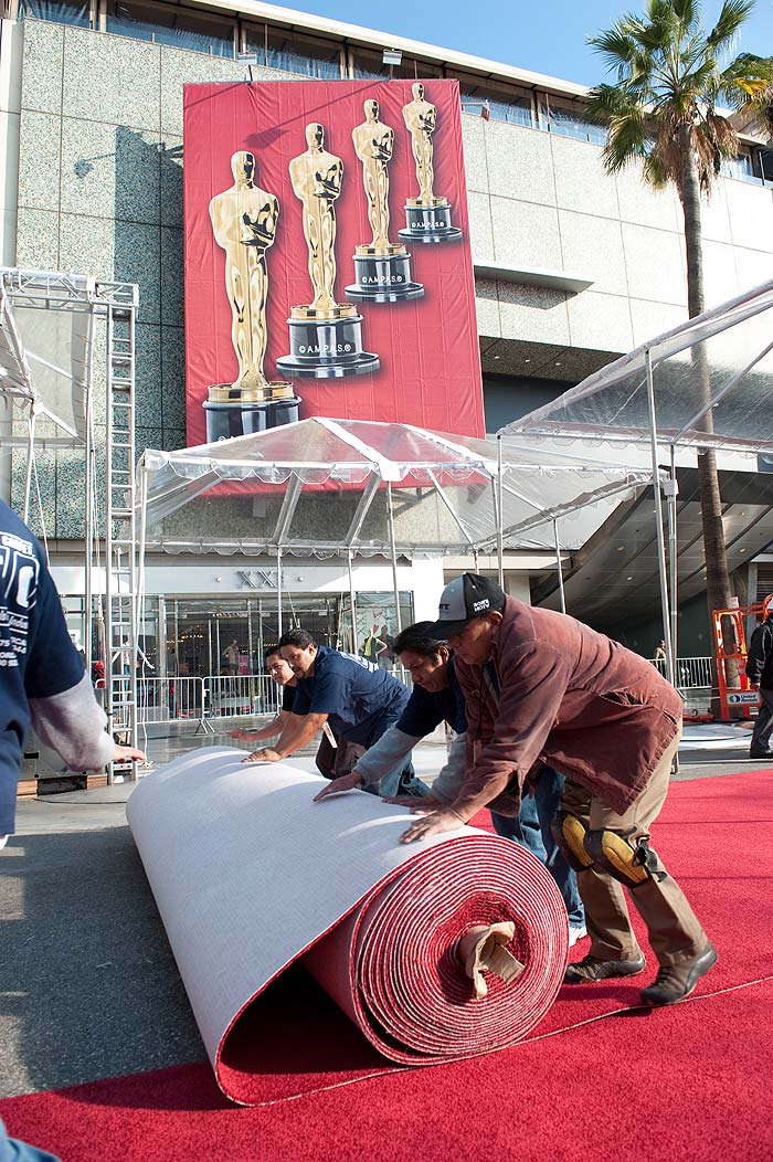 Kodak Theater é preparado para a grande noite da 83ª edição do Oscar Todd Wawrychuk / 