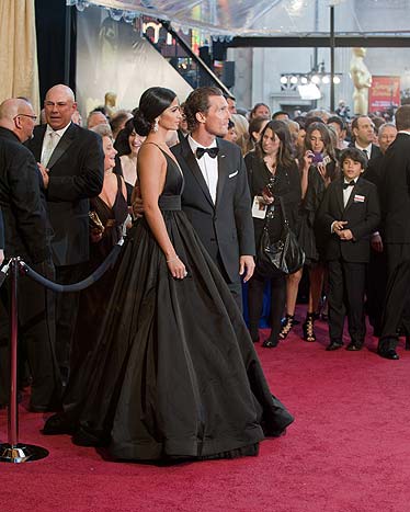 A brasileira Camila Alves com seu marido Matthew McConaughey 