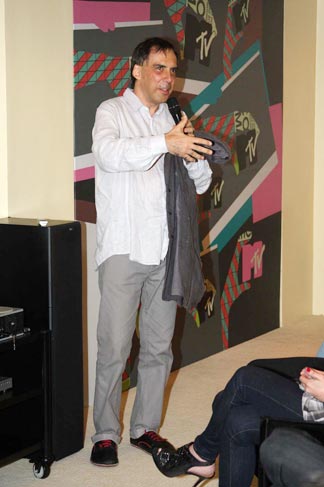 Arnaldo Antunes participou da coletiva da MTV para anunciar a nova grade de programação