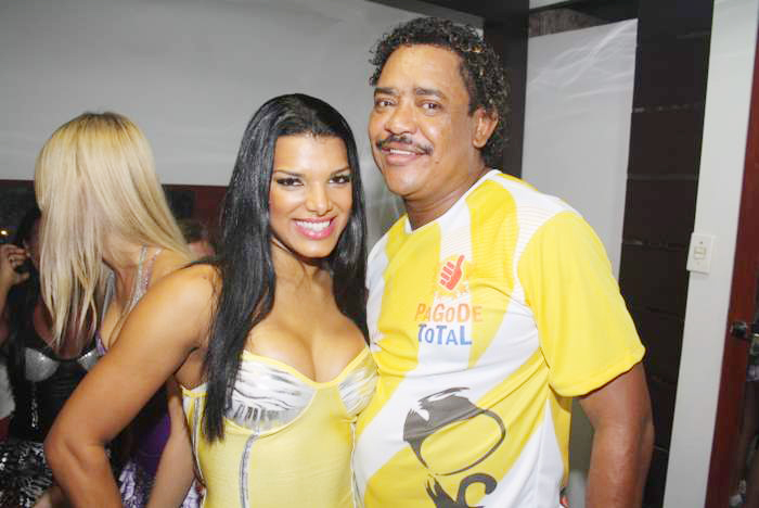 Cumpadre Washington e Juliane Almeida