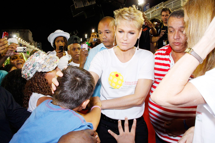 Xuxa brincou com as crianças 