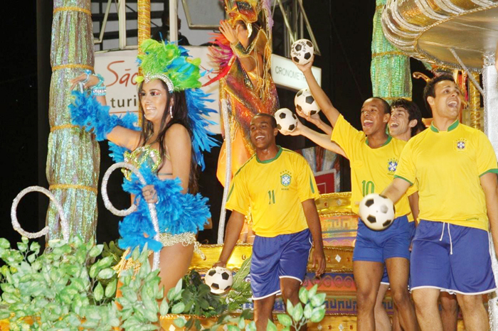 Unidos da Vila Maria mostra toda a riqueza do Teatro Amazonas no sambódromo de SP?