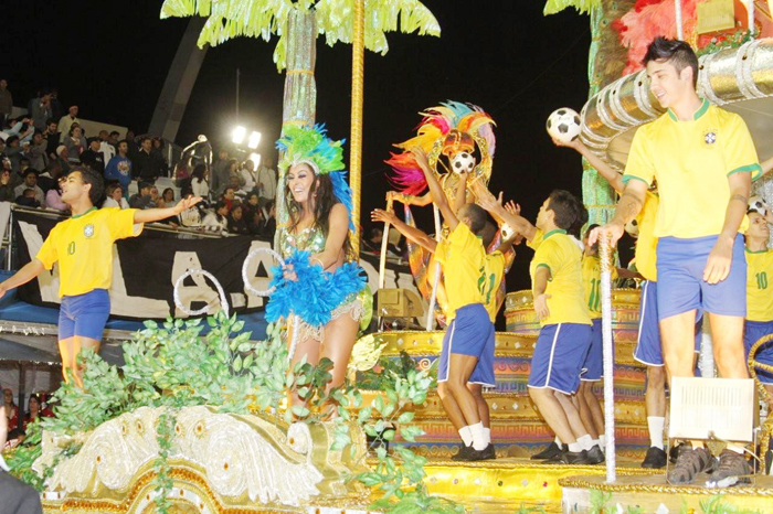 Unidos da Vila Maria mostra toda a riqueza do Teatro Amazonas no sambódromo de SP?