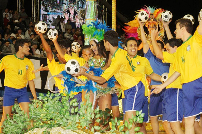 Unidos da Vila Maria mostra toda a riqueza do Teatro Amazonas no sambódromo de SP?