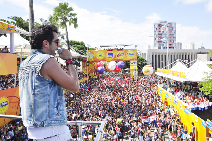 Tomate invadiu o circuito Campo Grande no último dia de Carnaval 