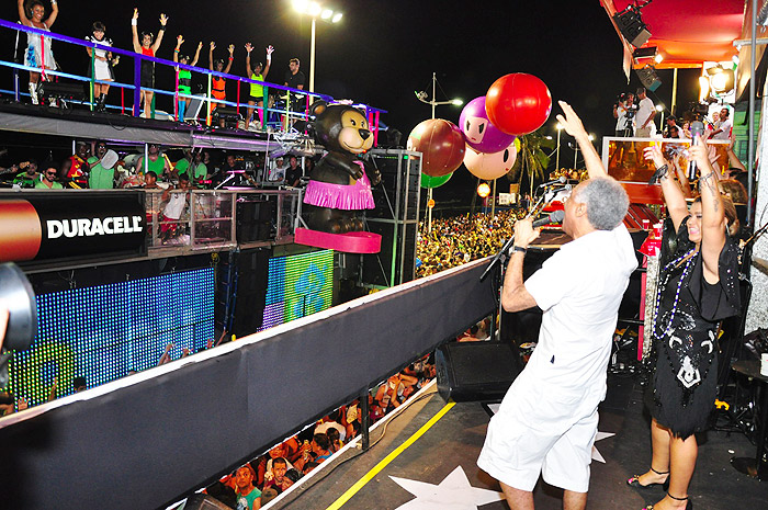 Daniela Mercury cantou com Gilberto Gil e seus convidados 