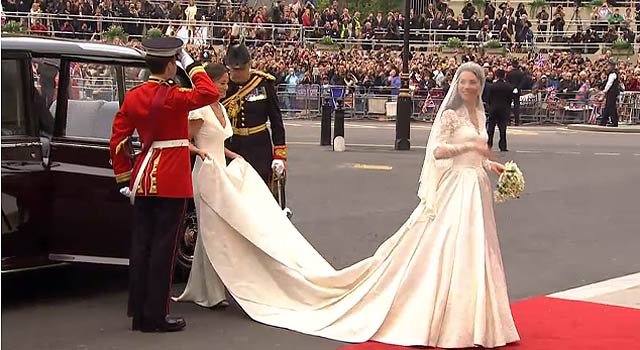 Kate Middleton chega à abadia de Westminster para a cerimônia de seu casamento O Fuxico