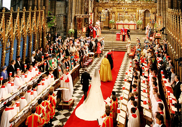 Kate Middleton entra na  Abadia de Westminster