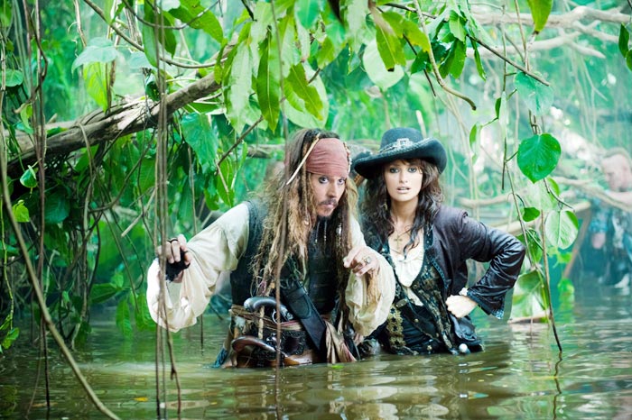 Cenas do Filme: Piratas do Caribe 4