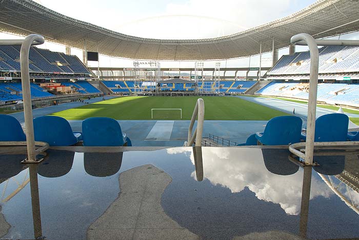 Palco de Paul McCartney começa a ser montado, no Rio