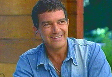 Antonio Banderas prepara Paella e conta detalhes de sua intimidade no Mais Você O Fuxico