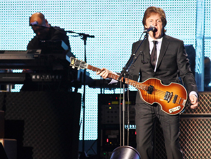 Famosos curtem o 2º Show de Paul McCartney.Álbum de Fotos!