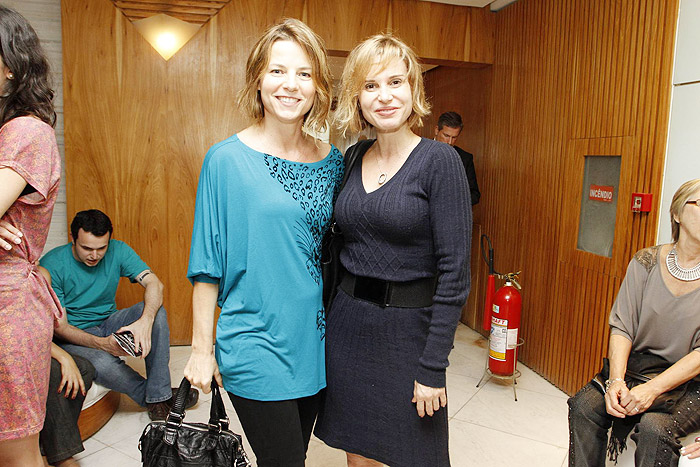 Vera Zimmermann e Paula Burlamaqui posaram juntas para as fotos